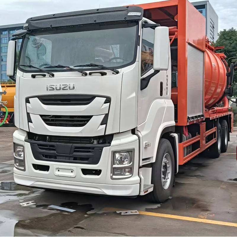 ISUZU 15000 liter vacuüm rioolwagen
